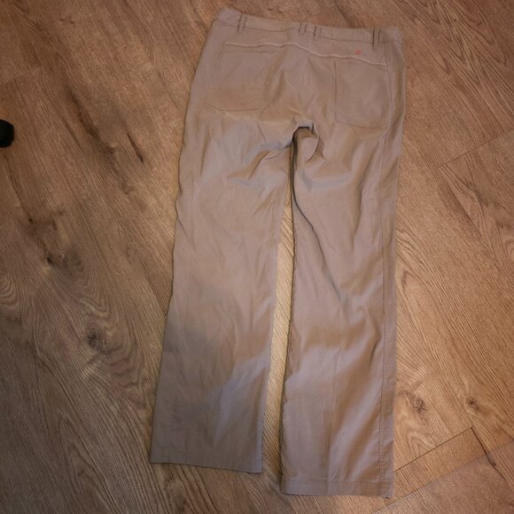 BNWOT Cloudveil Women’s Hiking Pants – Size Large, Cream, Water-Wicking - Picture 3 of 4